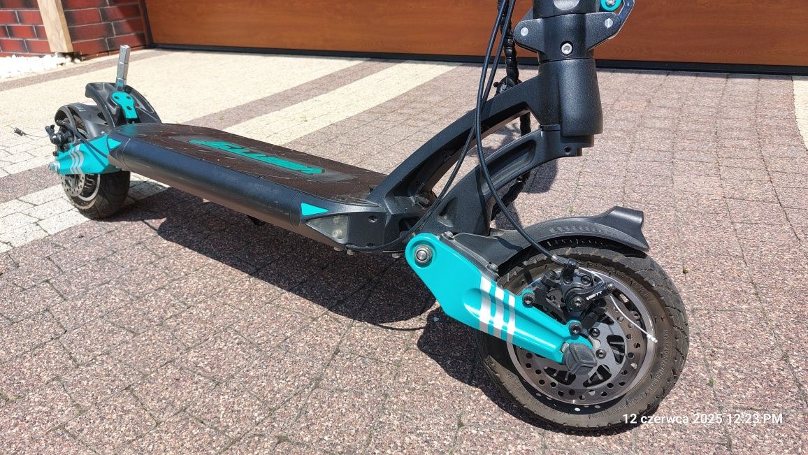 Hulajnoga elektryczna Vsett 9+