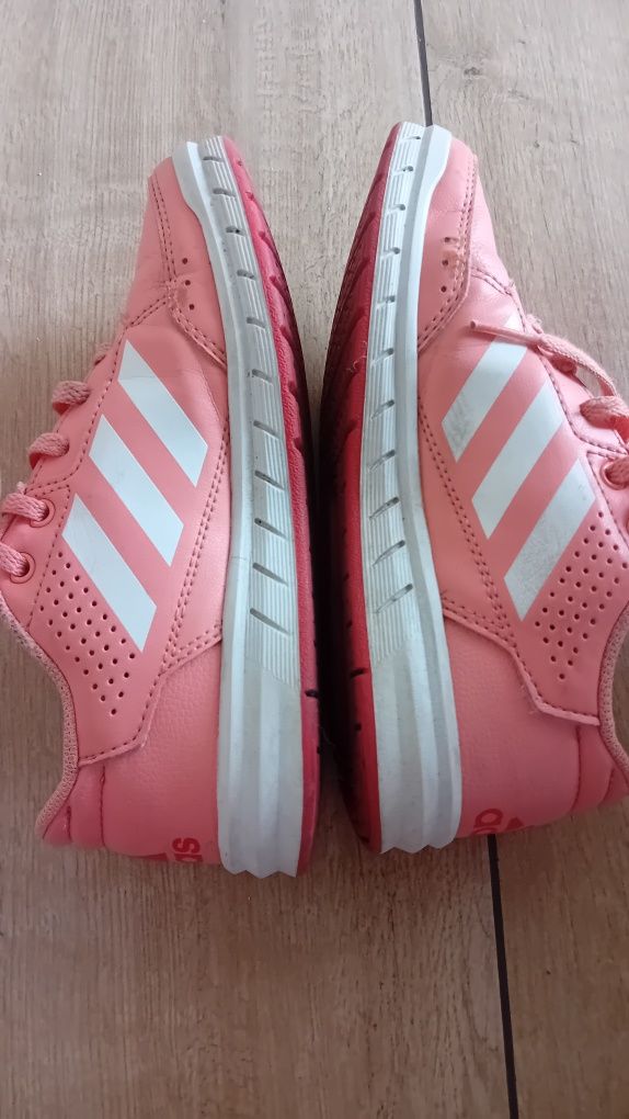 Adidasy dla dziewczynki