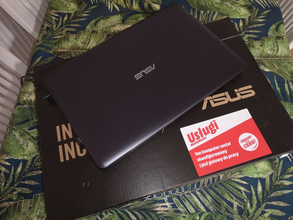Laptop Asus VivoBook F543BA-DM792T