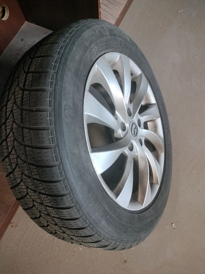 Sprzedam komplet opon zimowych z felgami  225/55  r17