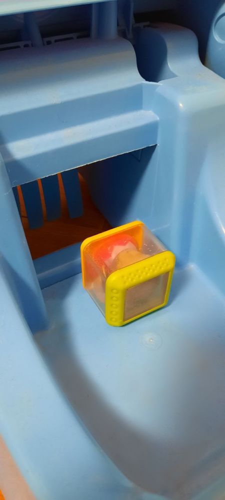 Іграшка, машинка. Игрушка. Fisher Price