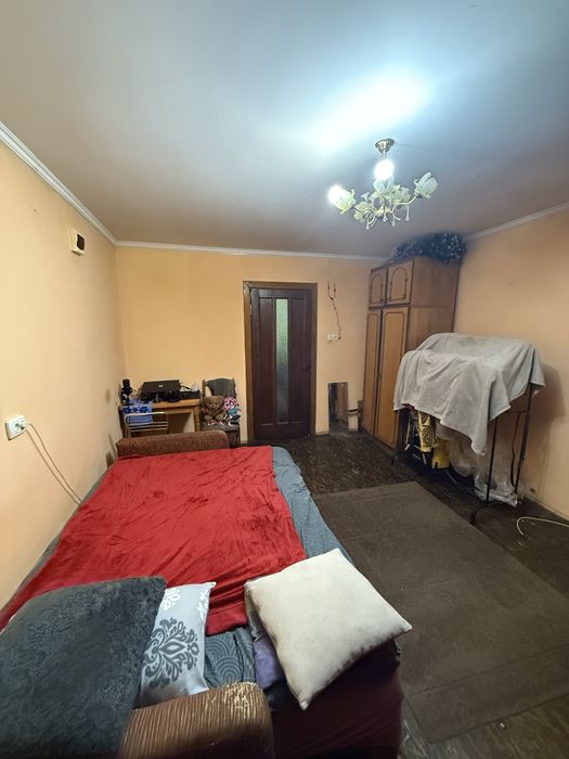 Оренда 1 к. Кварт. В приватному Будинку вул . Г.Майдану біля 17 Пошти