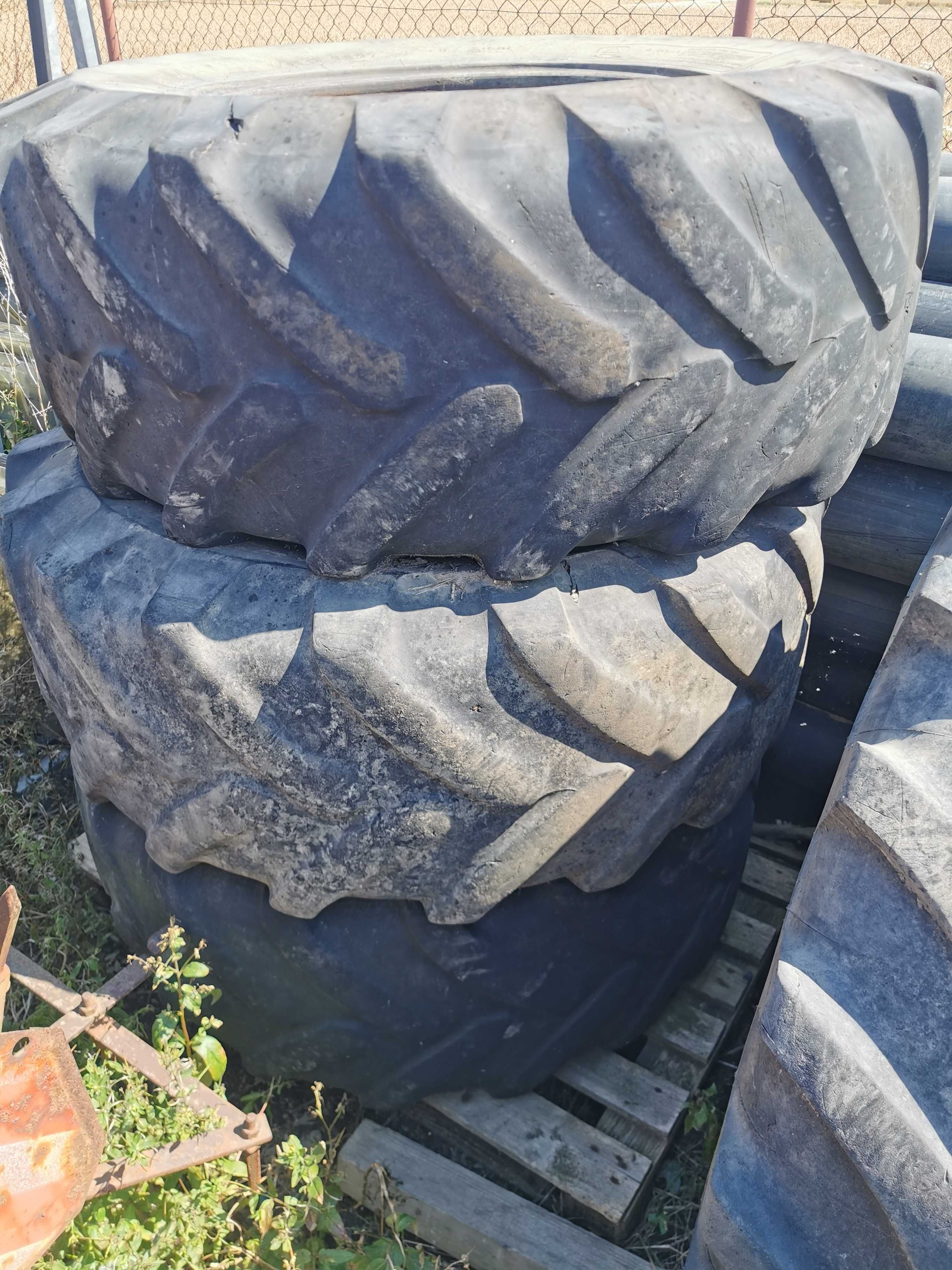 Opona 17.5/R24 michelin