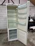 Двухкомпрессорный холодильник Electrolux ERB40402W8.Высота 2 метра!