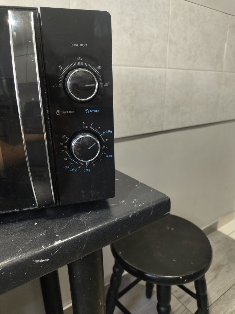 Kuchenka mikrofalowa Toshiba