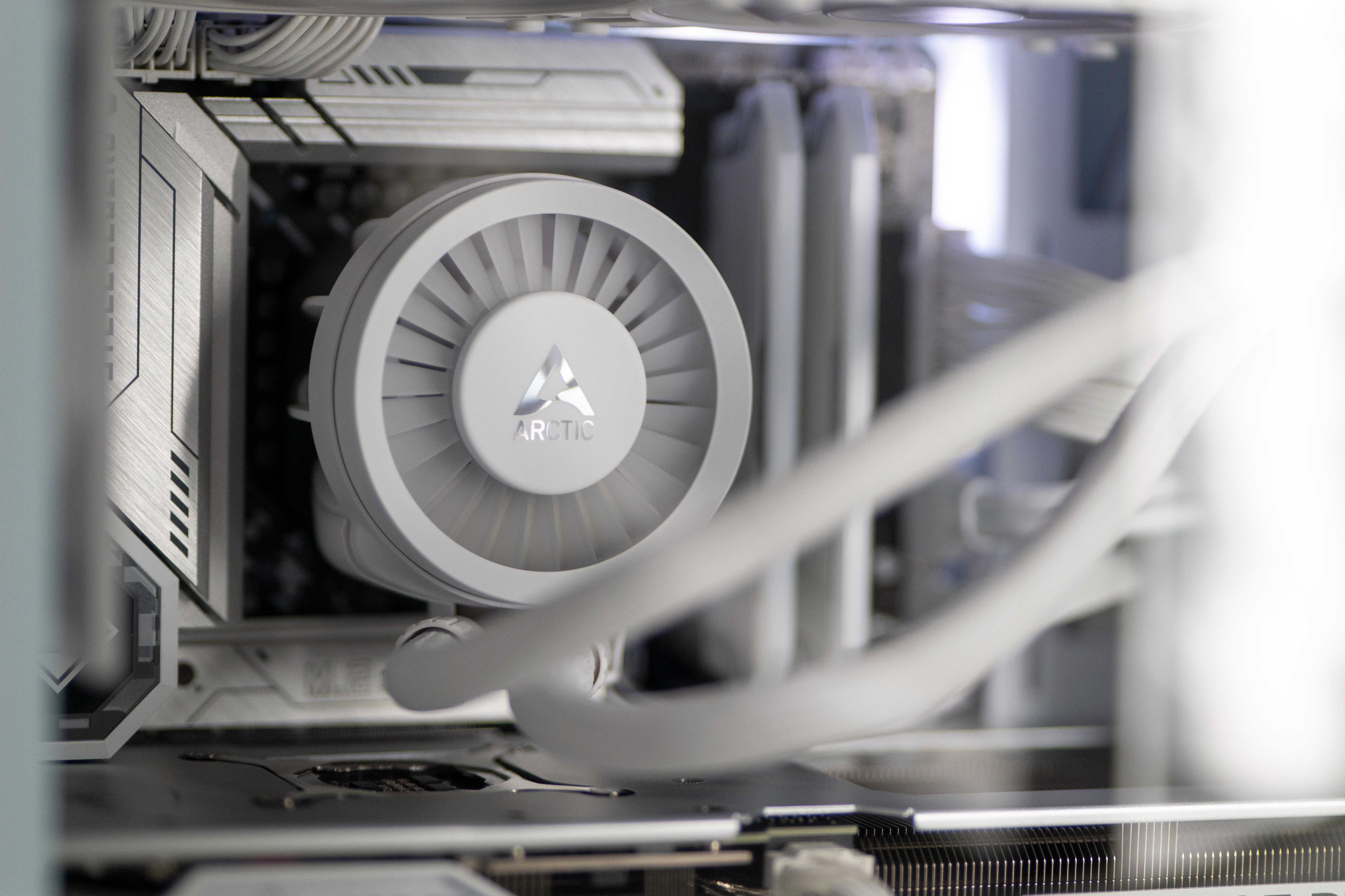 Komputer stacjonarny (Snowflake) |14600k|4070S|32GB|nvme 1+2TB|
