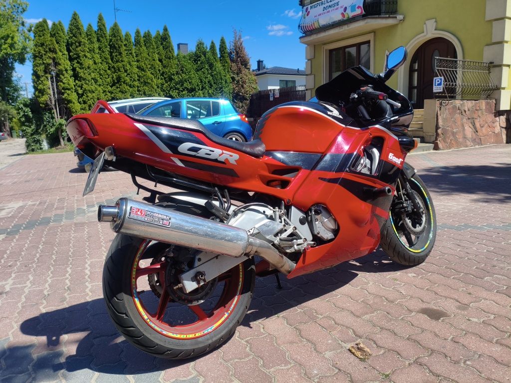 Honda CBR 600 F2