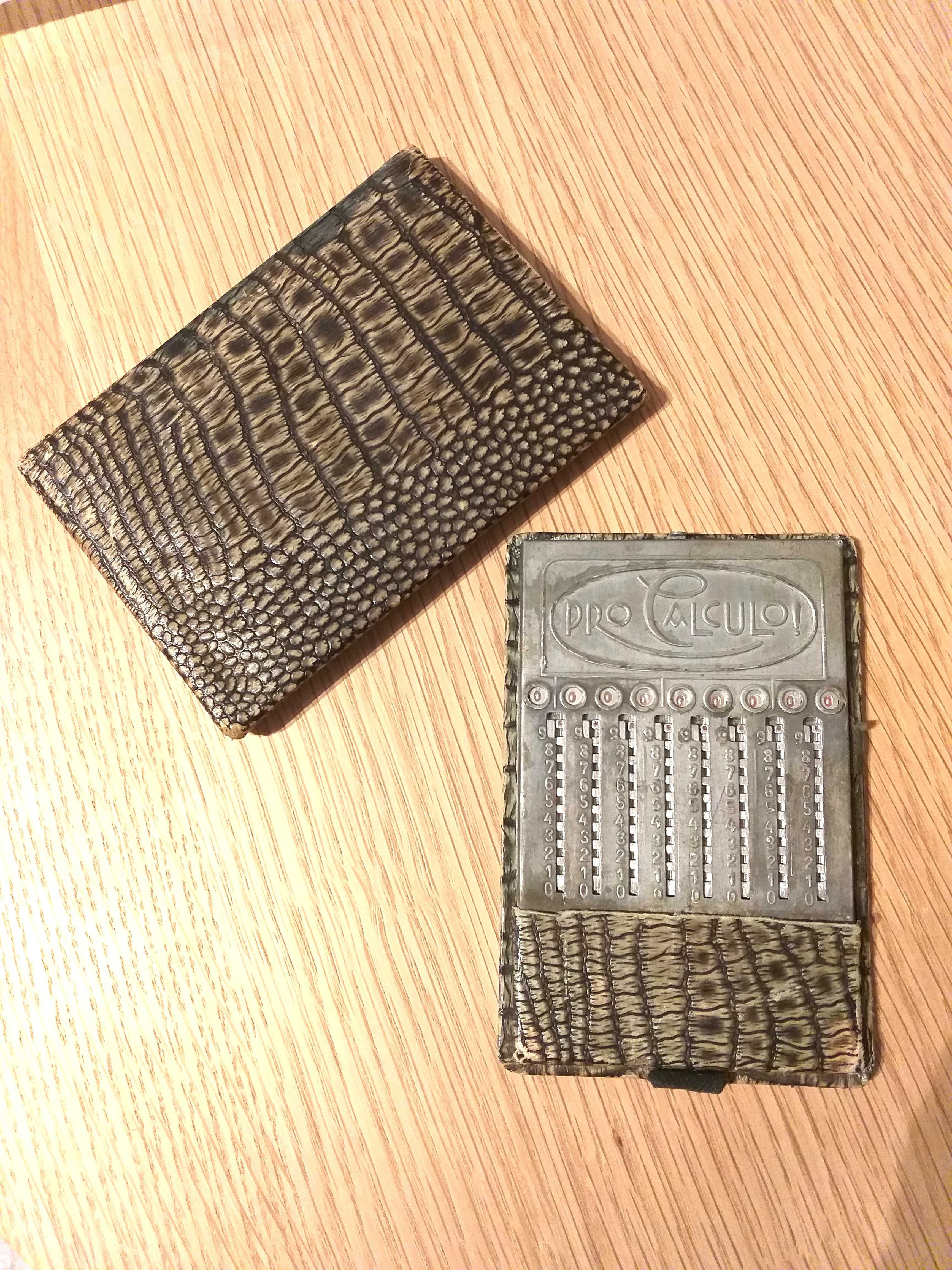 Calculadora mecânica com caneta e bolsa, Pro Calculo