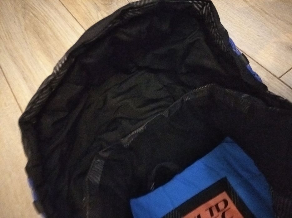 Осіння куртка, 122 см. Стійка до води