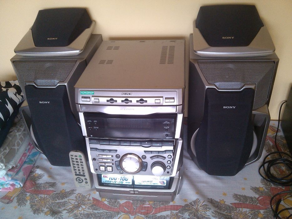 wieża SONY RXD8S, radio RDS, 3xCD