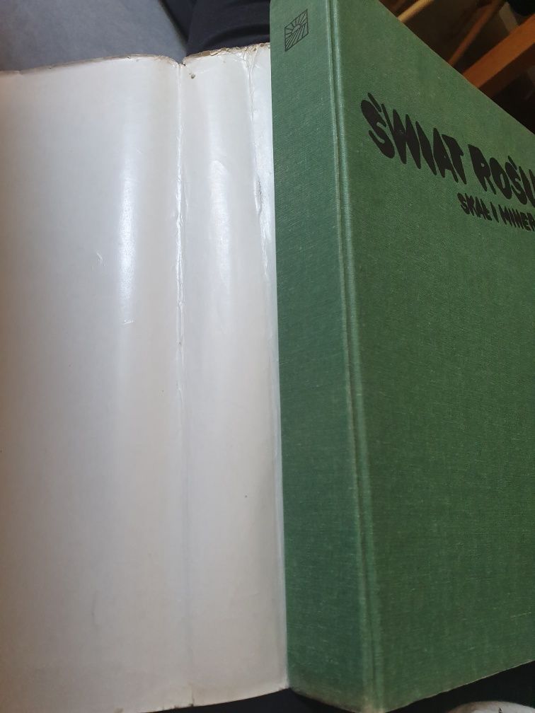 Świat Roślin skał i minerałów  1982 rok