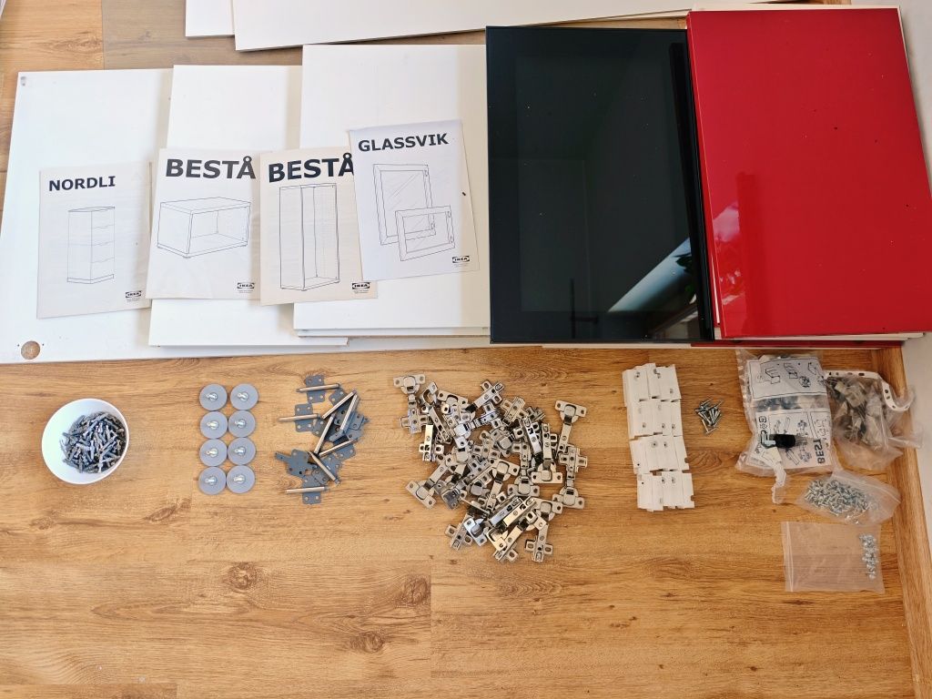 Zestaw mebli Besta IKEA stan dobry. Meblościanka.