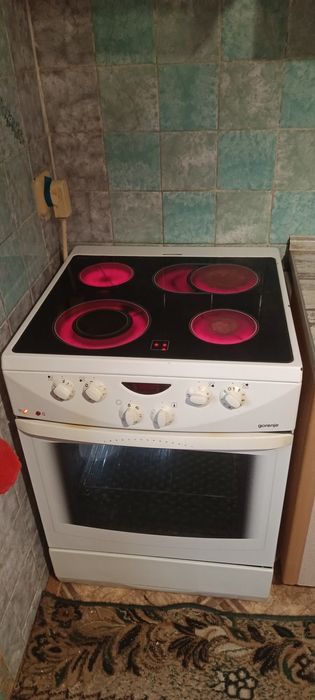 Продам електроплиту gorenje