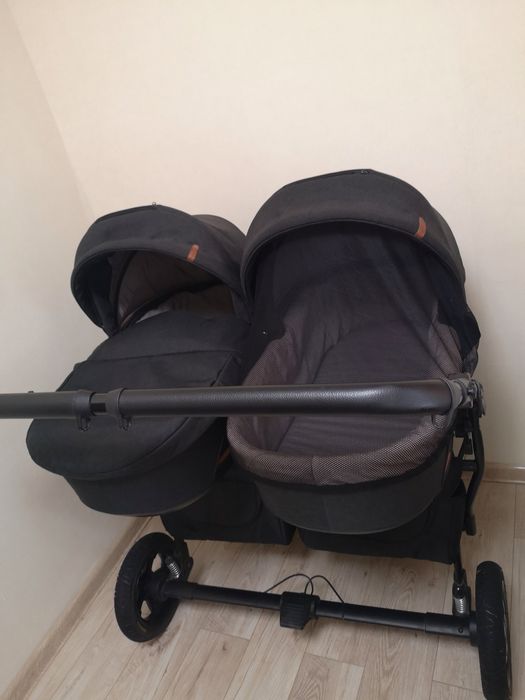 Коляска для двійні Angelina Discovery DUO