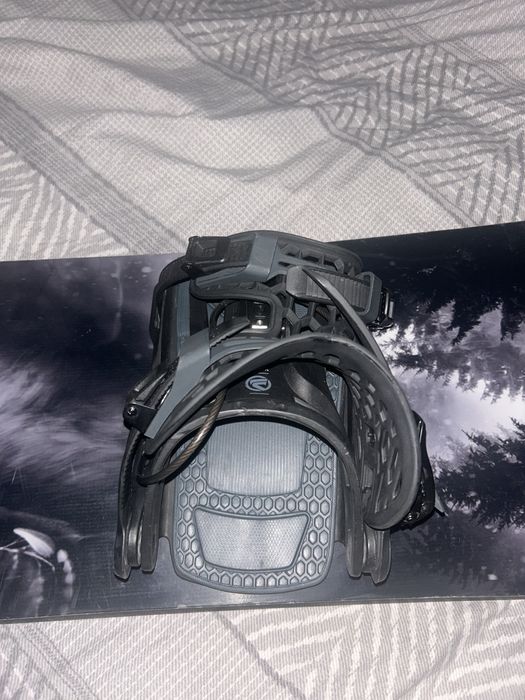 Deska snowboardowa Raven Lupus CamRocker + Wiązania Flow Fenix (black)