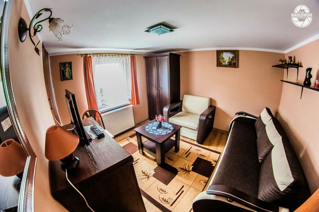 Pokoje, Narty, Noclegi pokoje z łazienkami. Polecam Brenna MADZIA