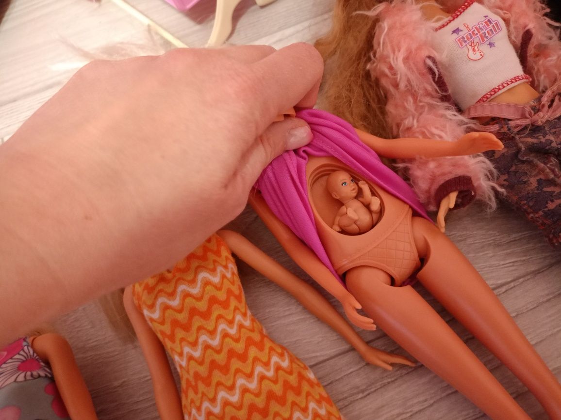 Zestaw domek Barbie samochody skuter lodziarnia lalki i akcesoria