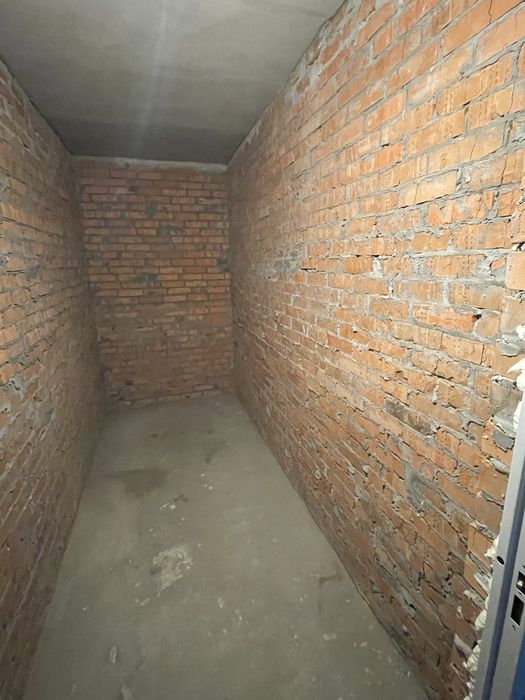 Продаж/оренда Комора Кладовка Яскравий Сімʼї Кульженків Калнишевського