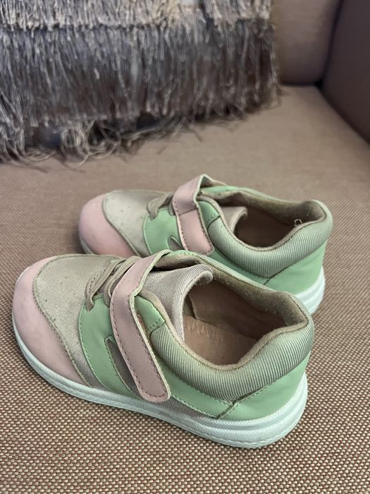 Reserved pastelowe sneakersy adidasy rozmiar 26