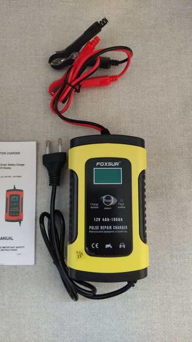 Зарядний пристрій Foxsur 12В, 5А. 
Зарядное устройство.