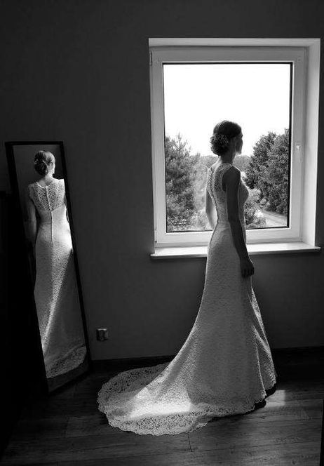 Suknia ślubna - Piękna koronka - roz. 34 model C1014,