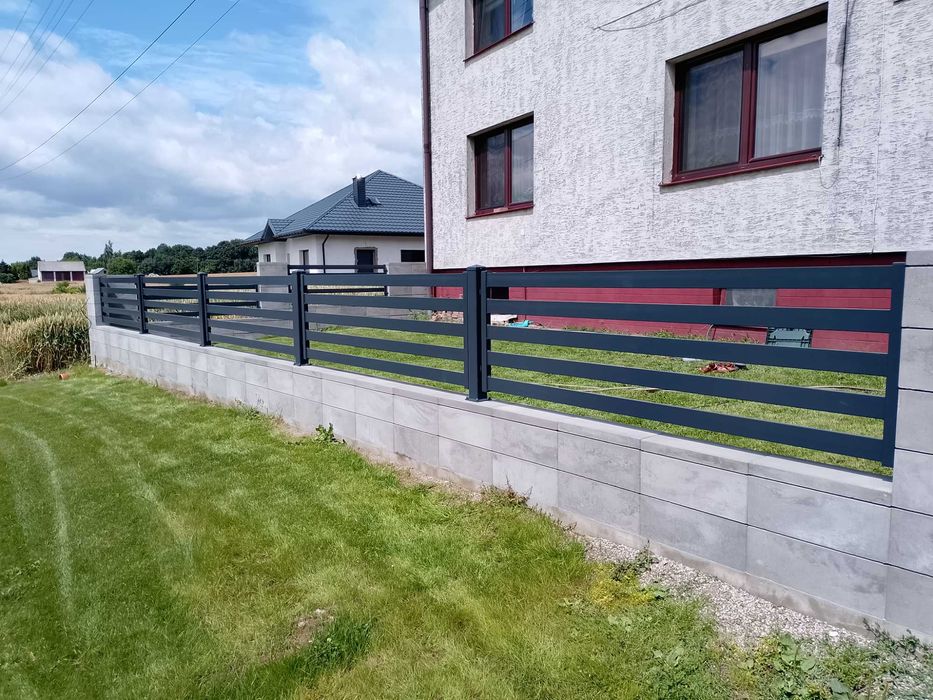 Ogrodzenia, balustrady, brama, furtka, płot.