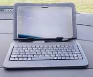 Asus Nexus 7 , etui z klawiaturą, uchwyt na szybę