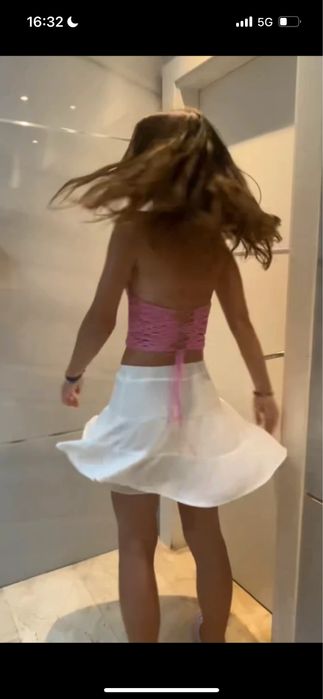 Różowy top szydełkowy halter handmade w kwiatki