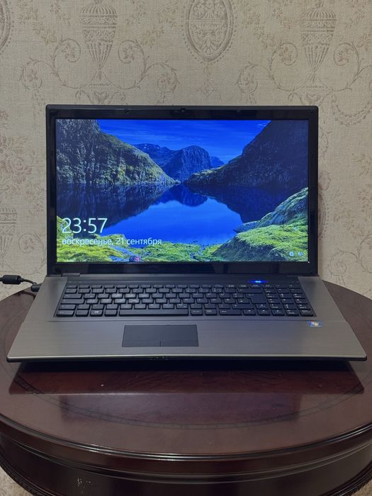 Большой ноутбук Terra 1712 1037U HDD 1TB
