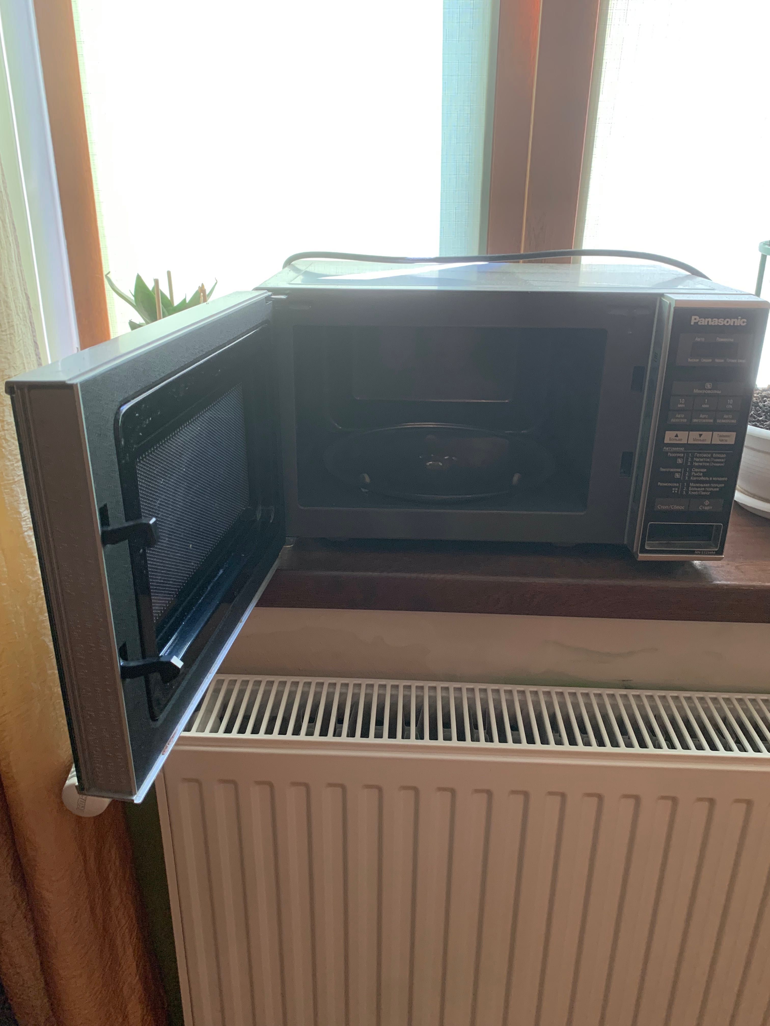 Мікрохвильовка panasonic