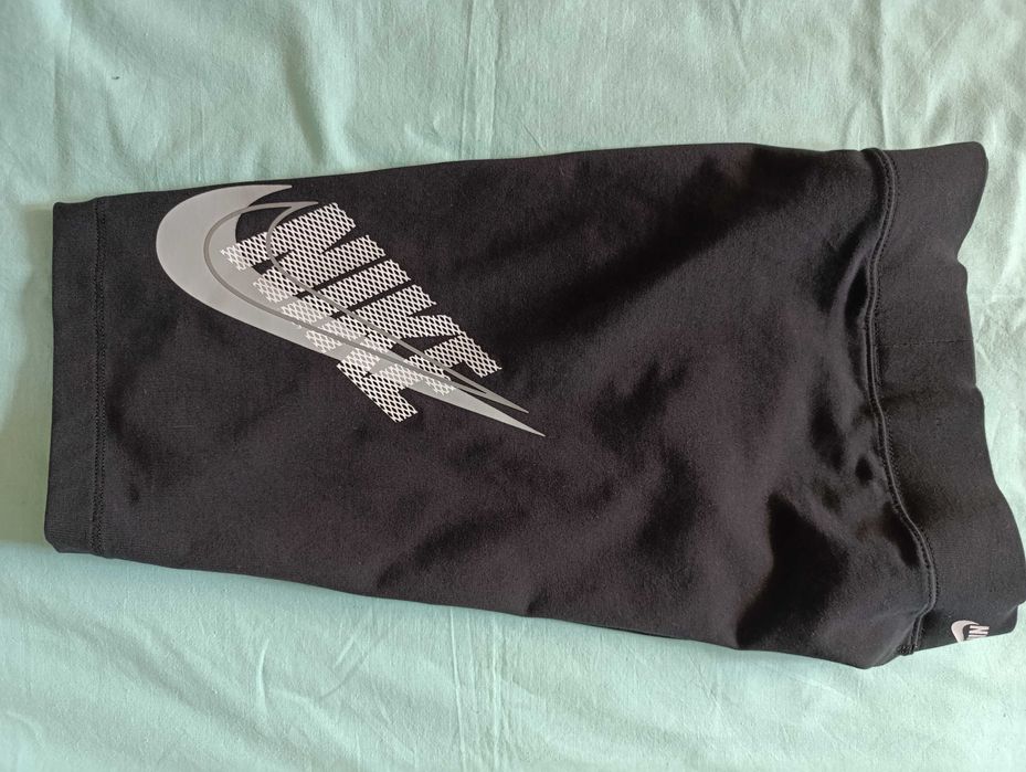 Шорти, велосипеди спортивні жіночі Nike