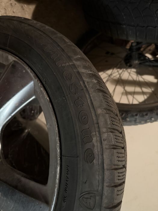 Opony zimowe na sprzedaz z felgami