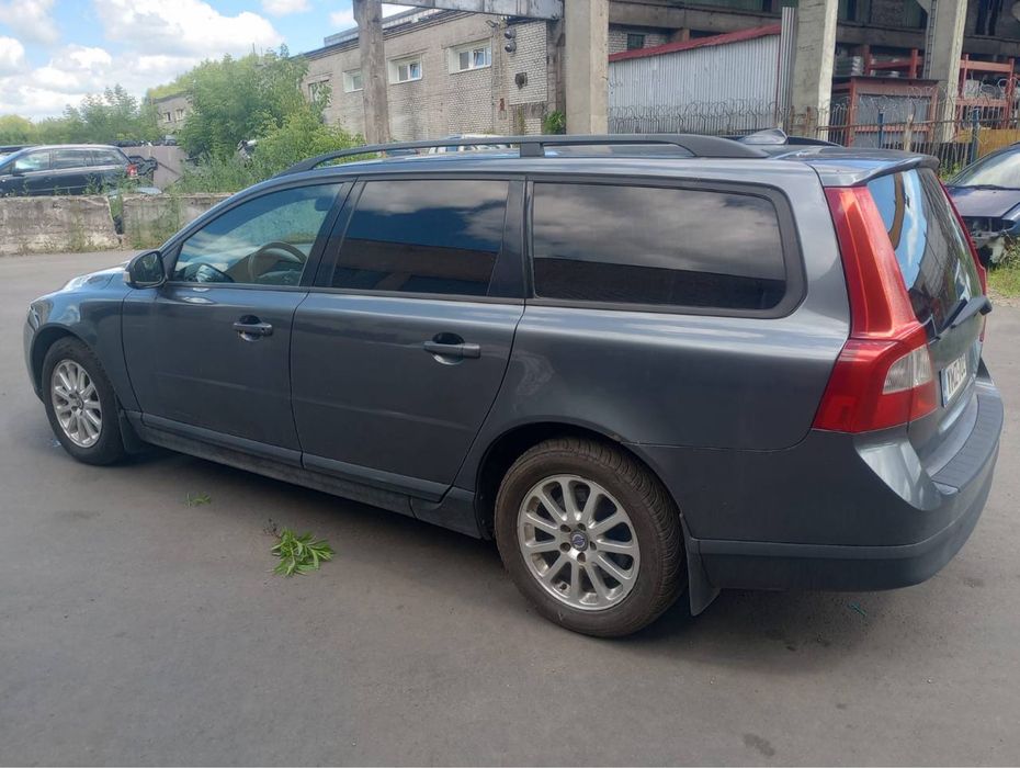 Volvo V-70 2008 р. 2.4 D 120 kw пробіг 317