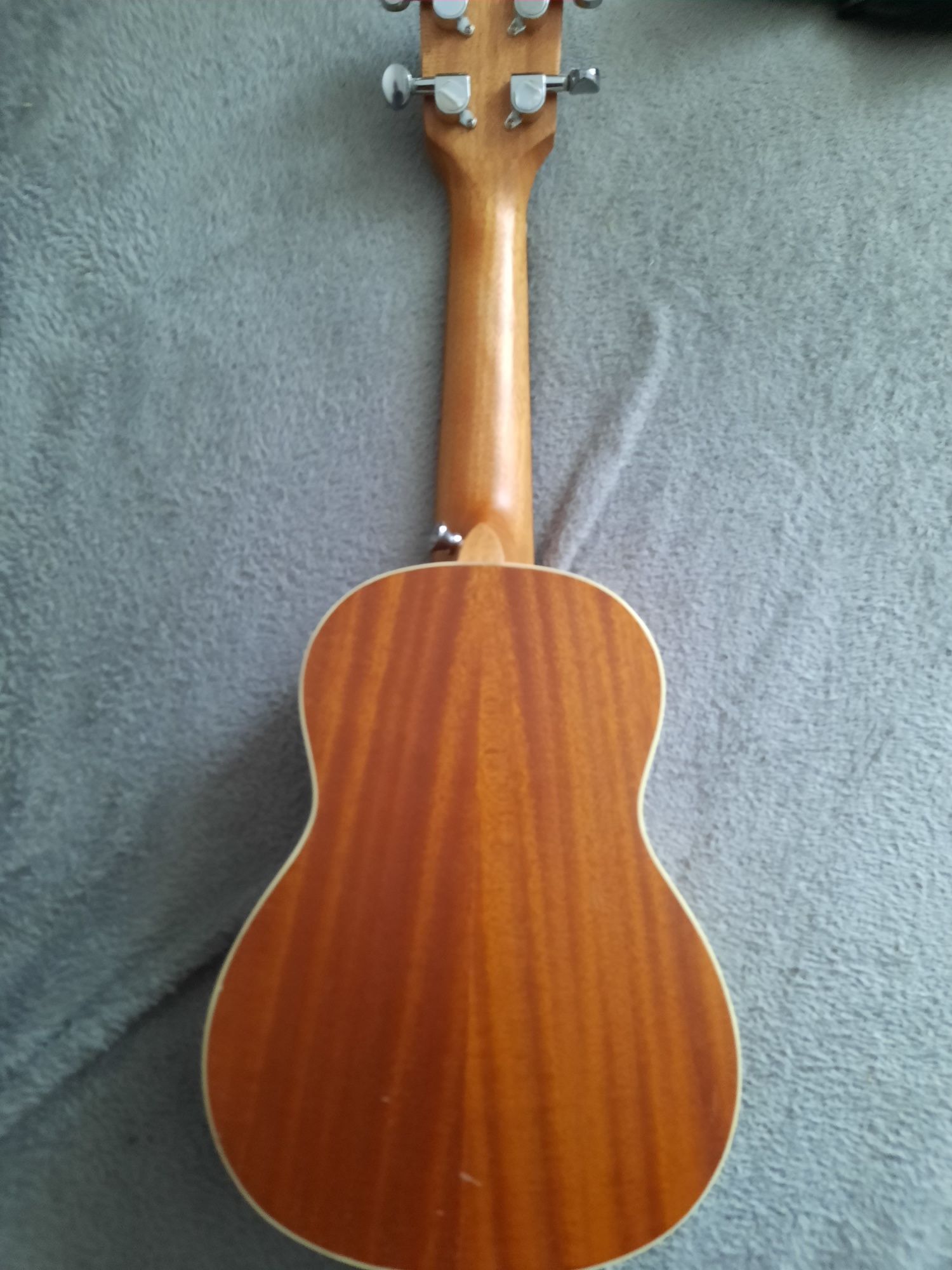 Ukulels segovia se 20s nt + pasek