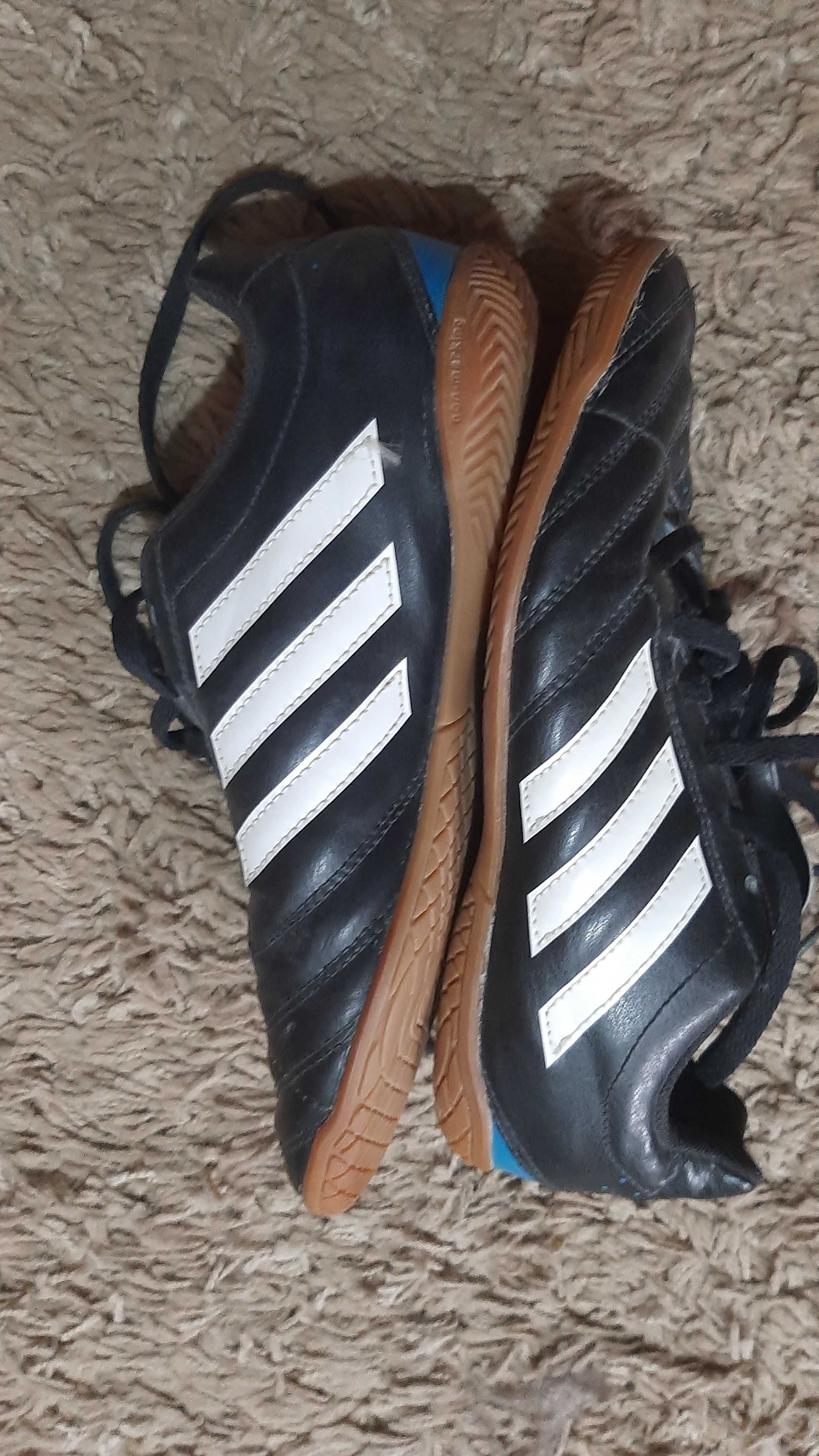Sapatilhas para futsal Adidas