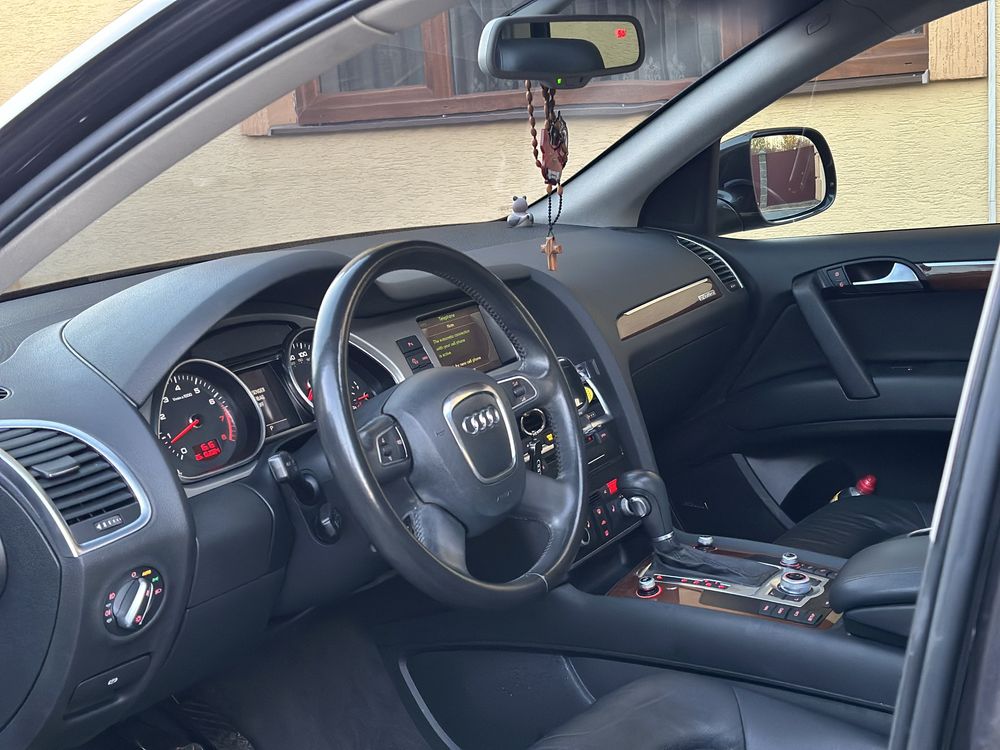 Продам свою Audi Q7 - 2011р РЕСТАЙЛІНГ