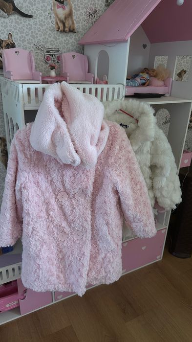 Лот 350 грн Шубка дитяча розова з хутряним хомутом 4-5 р