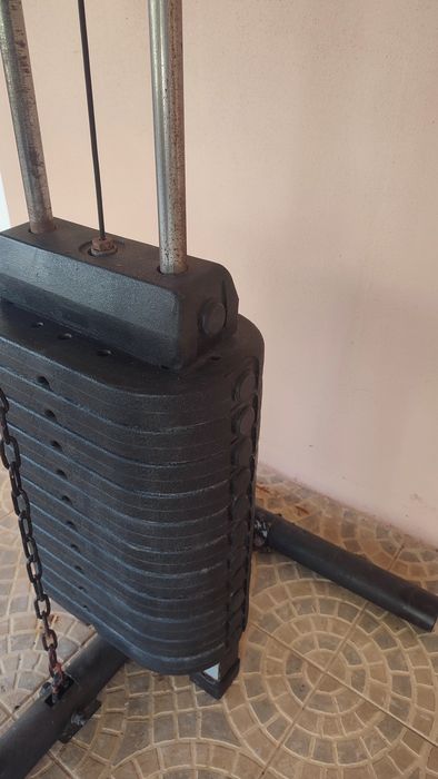 Máquina musculação multifunções
