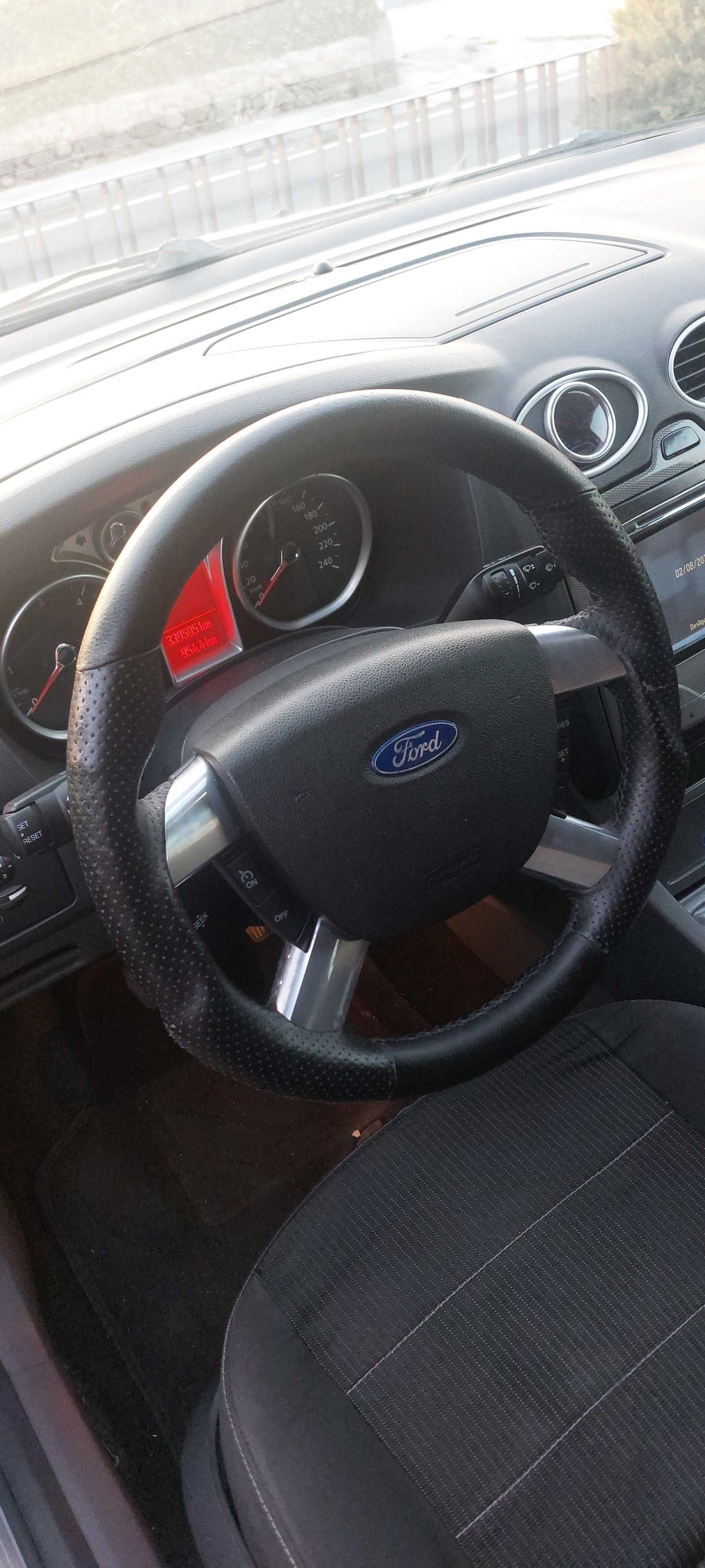 Ford focus titanium x