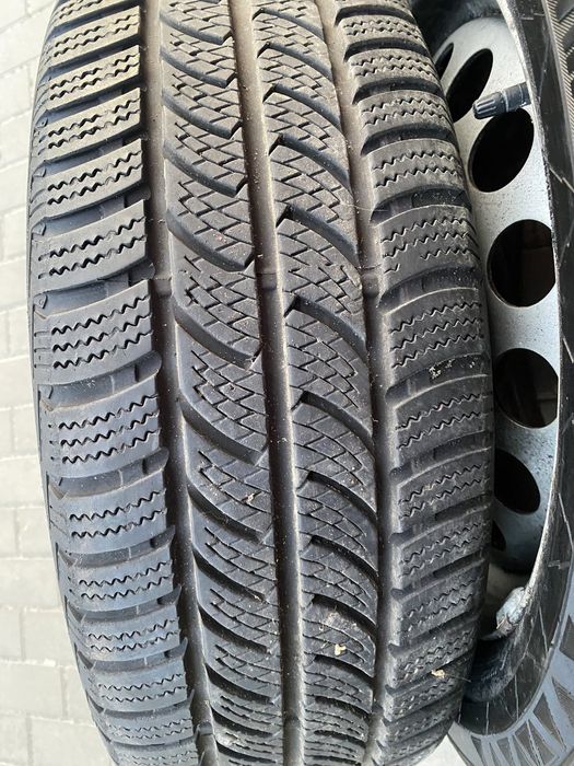 Диски R17 5/112 з зимовою резиною 225/65 C на Mercedes Vito