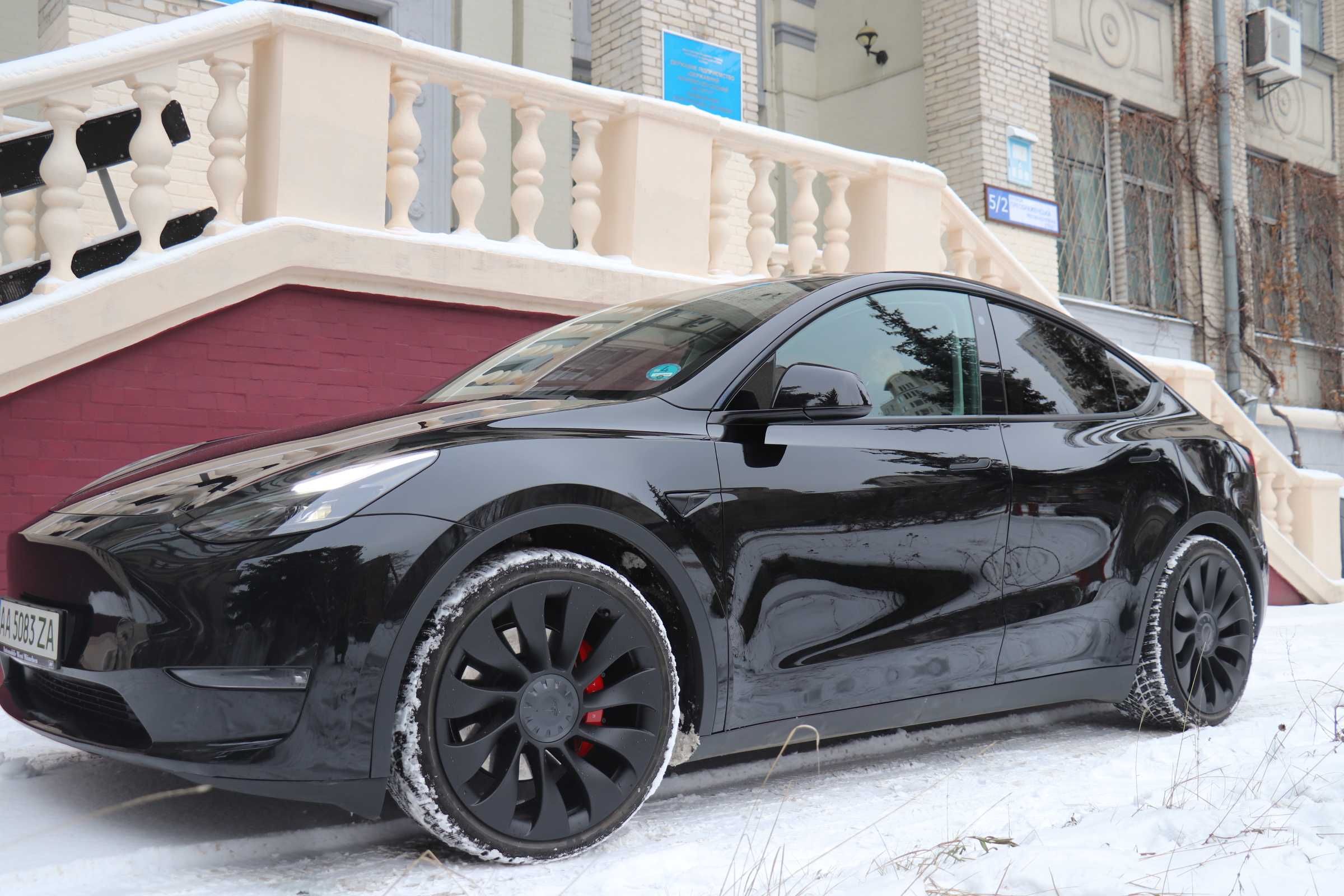 Tesla Model Y 2022 Performance