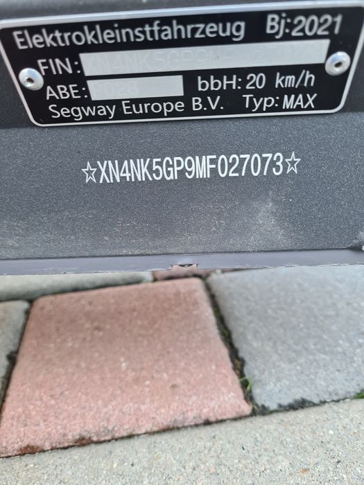 NInebot max g30D ll.