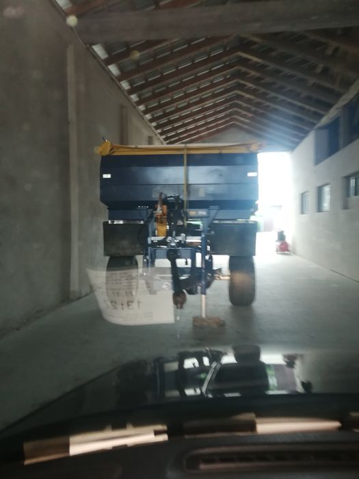 Rozsiewacz nawozu bogballe EXW TREND z waga i PODWOZIEM