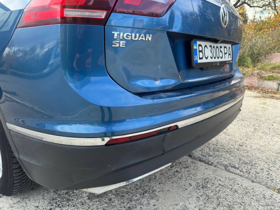 Продаж авто Volkswagen Tiguan 2.0 бензин