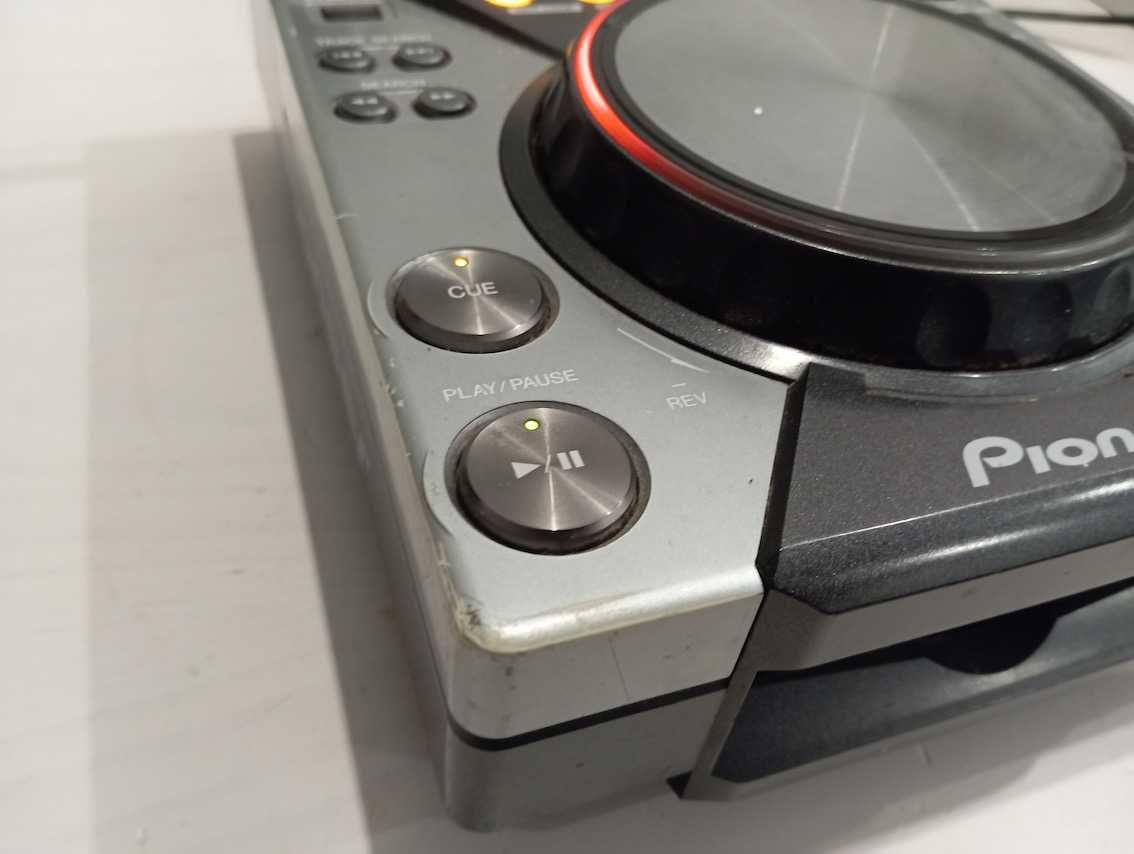CD Player dla DJ'a Pioneer CDJ-400