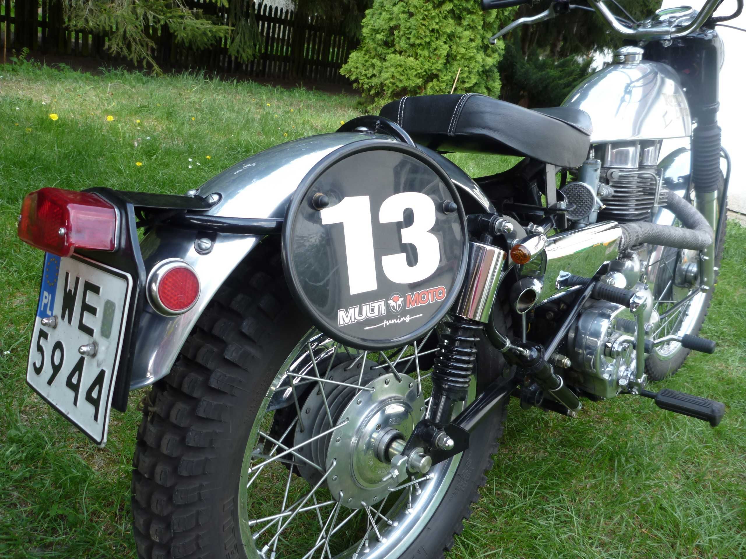 Motocykl Royal Enfield Trial