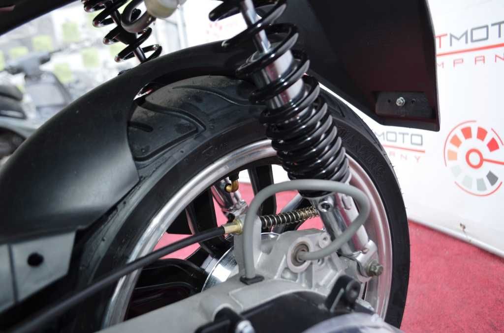 Скутер Spark SP150S-17R в Артмото Кременчук