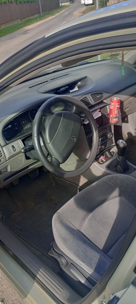 Renault Laguna 1.6 benzin
