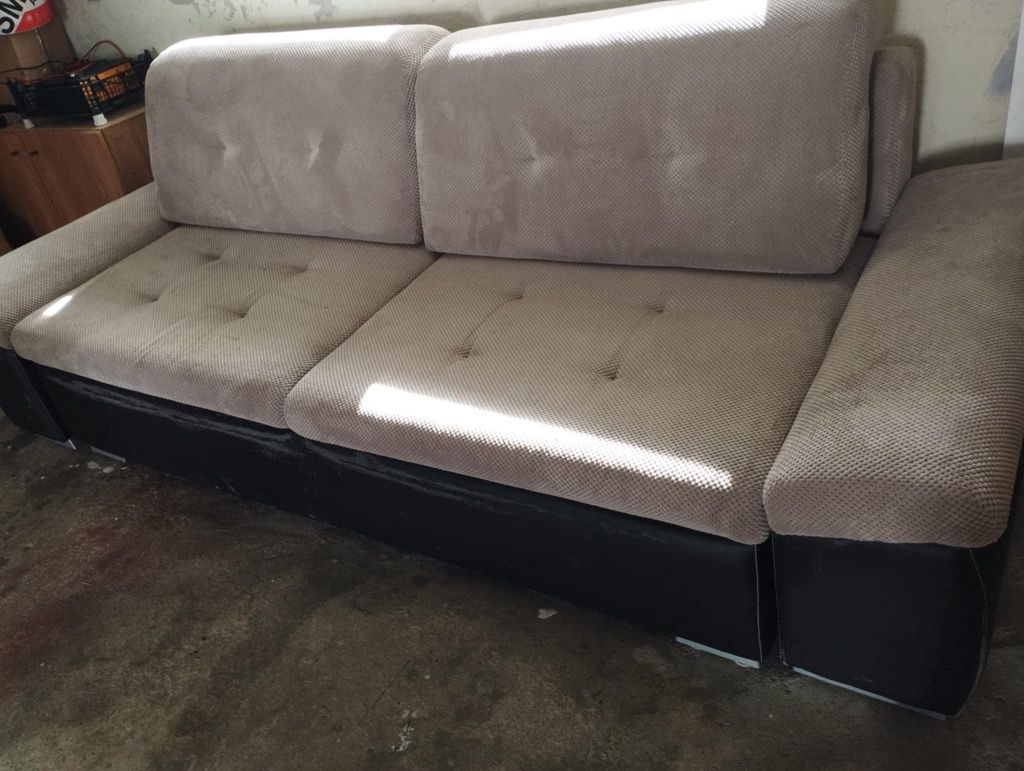 Kanapa rozkładana / sofa 250x150 stan dobry