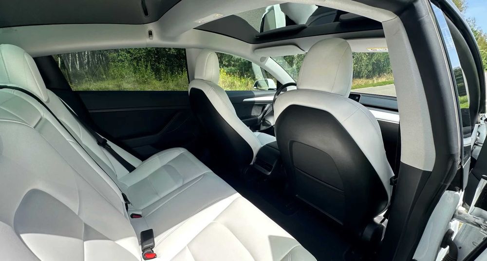 Tesla Model 3 Long Range